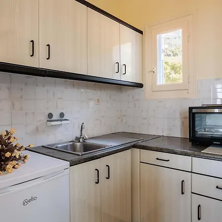 Apartment Seaview Getaway With Pool & Panoramic Views *