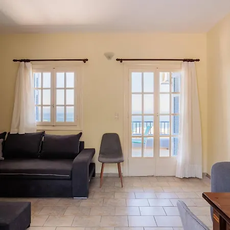 Seaview Getaway With Pool & Panoramic Views Verga Kalamata