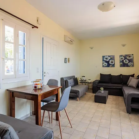 Apartment Seaview Getaway With Pool & Panoramic Views *